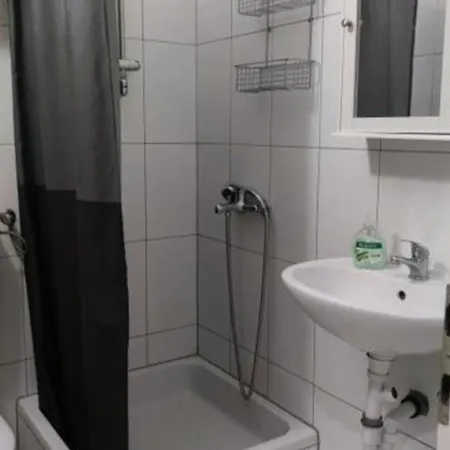 Mira Roso Apartment Makarska