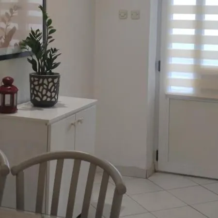 Apartment Mira Roso *